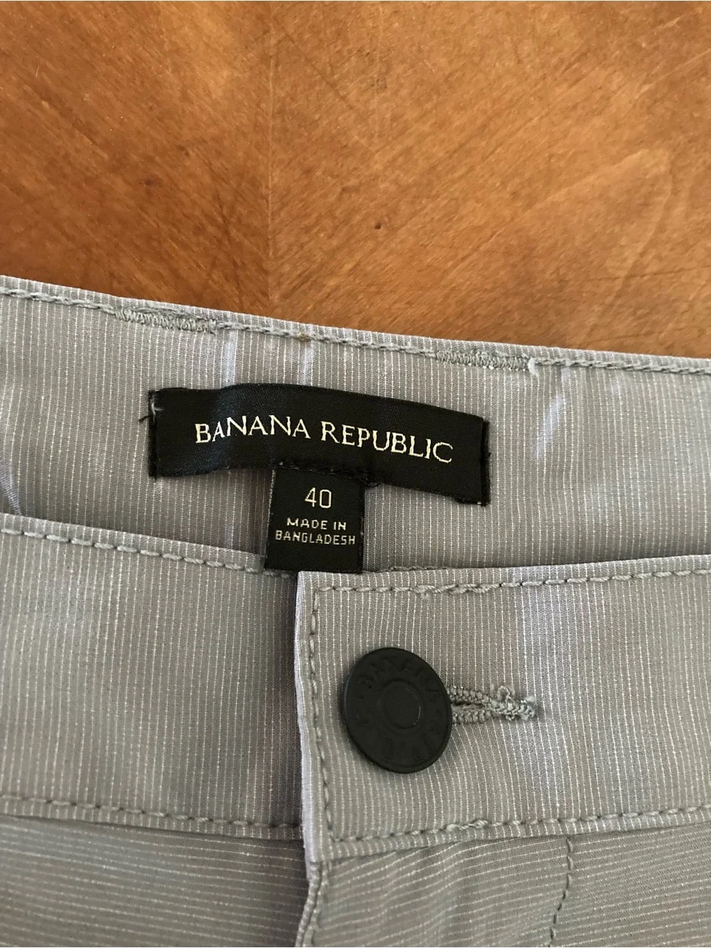 Banana Republic Light Gray Flat-Front Men's Shorts